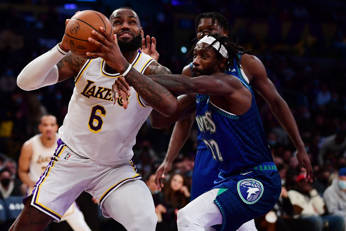 patrick beverley lebron james 4-2022